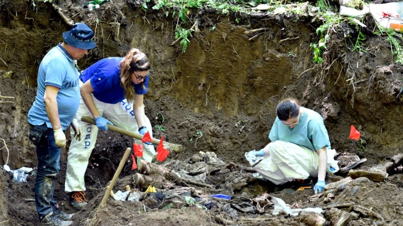 Pronađeni ostaci najmanje 10 osoba tokom ekshumacije na Igmanu 