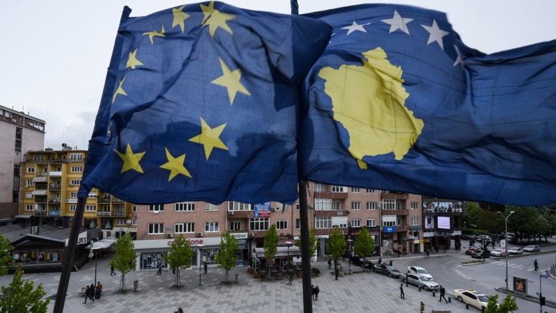 ЕУ: Косово ќе го загрози европскиот пат ако не формира Заедница на српски општини