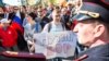 Акция "Он нам не царь" собрала десятки тысяч участников по всей России. На фото: протесты в Самаре 5 мая 2018