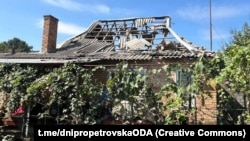 За уточненою інформацією, через учорашній удар КАБами по Межівській громаді в Синельниківському районі постраждав 55-річний чоловік