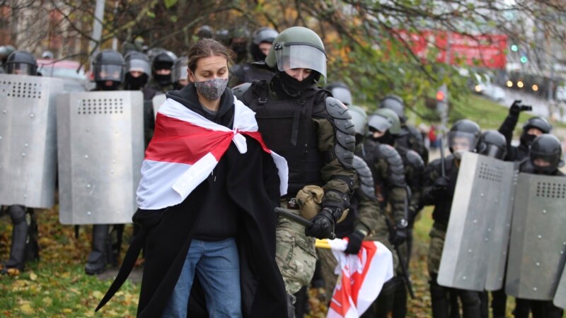 Belarusda geçirilen protestlere 1000-den gowrak adam tussag edildi