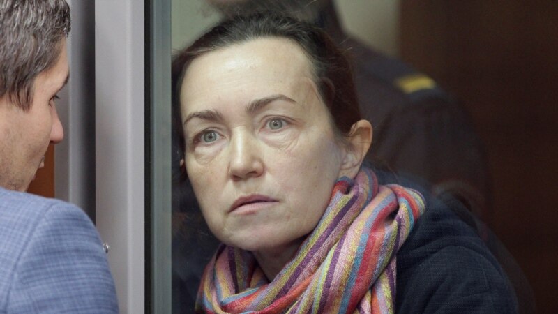 „Totul devine din ce în ce mai puțin suportabil”. 100 de zile de când jurnalista RFE/RL Alsu Kurmasheva a fost arestată în Rusia