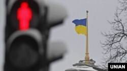 Steal Ukraine pe cupola parlamentului, Verhovna Rada.