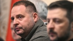 Andriy Yermak (left) and Ukrainian President Volodymyr Zelenskyy in Warsaw in January 2025