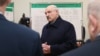Аляксандар Лукашэнка падчас візыту на Завод газэтнай паперы, Шклоў, 24 студзеня 2020