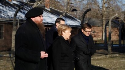 Angela Merkel u poseti logoru Aušvic-Birkenau