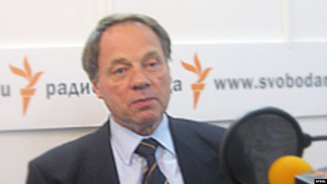 Олег Попцов: "Запад нам не помог, и мы реформы провалили"