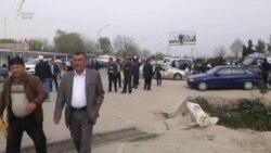 Сокинони наздимарзӣ: "Монед, бо шиносномаи сурх ба Узбекистон равем"