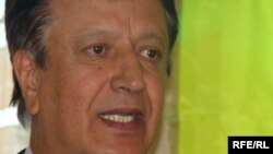 عبدالکبیر رنجبر عضو پیشین ولسی جرگه و رییس اتحادیه حقوق دانان دیموکرات افغانستان