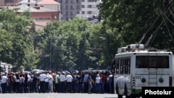 Armenia -- Employees of a betting company block Marshal Bagramian Avenue in Yerevan in protest against new restrictions on betting and gambling, May 29, 2019.