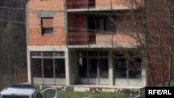 Porodična kuća Stipe Ćurića gdje se Jelavić nalazio nakon što je kidnapovan, Fotografije uz tekst: Tina Jelin