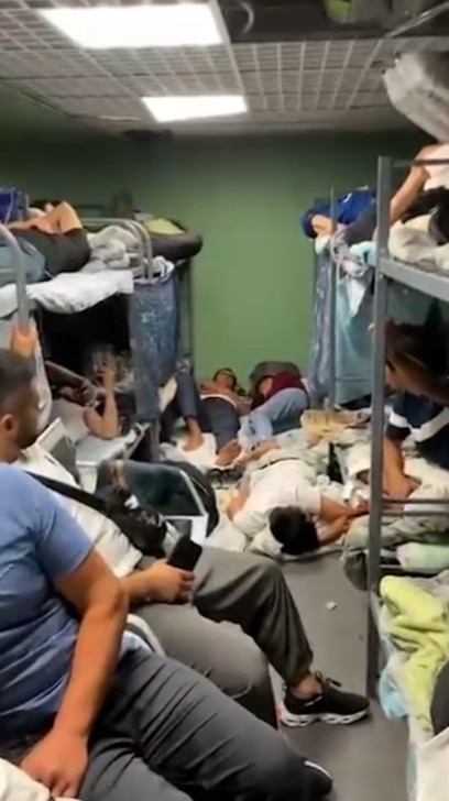 Porno gomoseksuallar guruh jinsiy aloqa