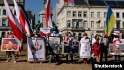 حمایت از معترضان بلاروسی در بلژیک، مقر اتحادیه اروپا