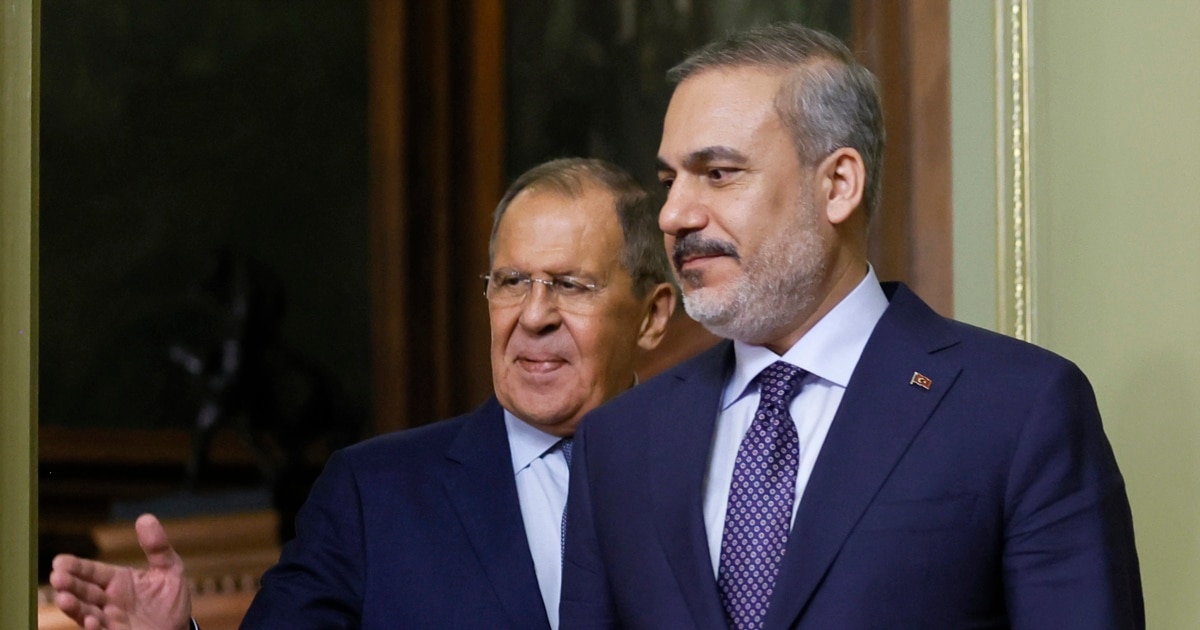 Лавров телефонував турецькому колезі – говорили про мир в Україні