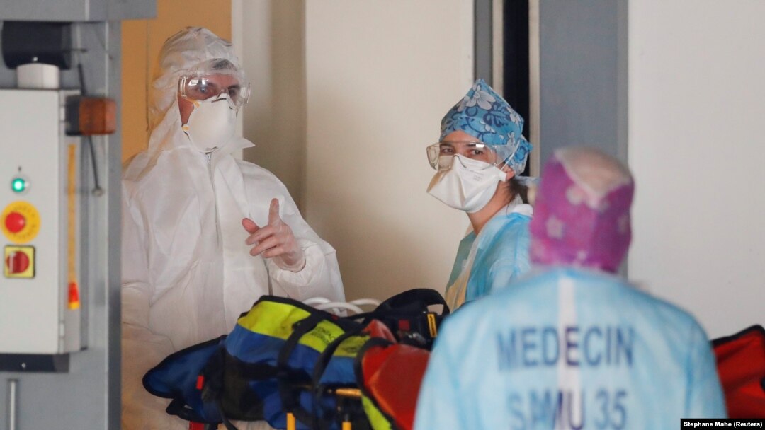 Dintre cei zece pacienți testați, nouă sunt infectați cu noua tulpină de coronavirus 