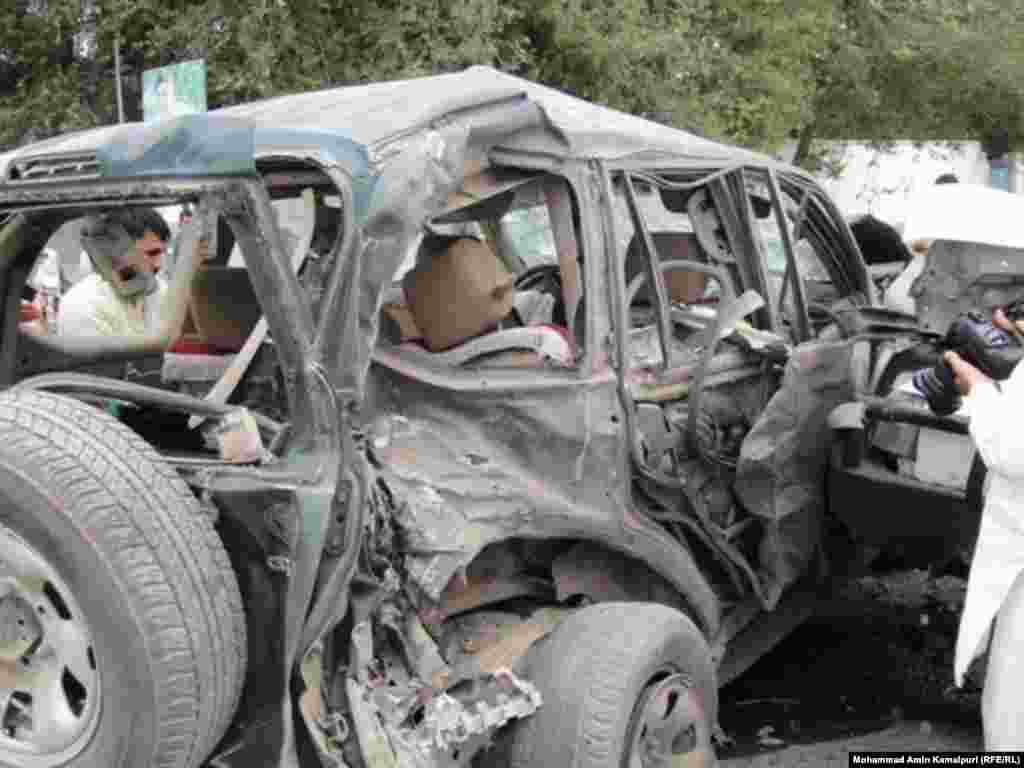 Afghanistan --- Suicide attack on Waheedullah Sabawoon, presidential advisor, in Nangarhar province, 02Aug2010