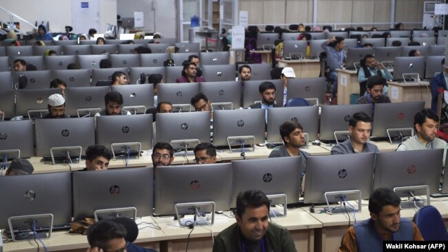 کارمندان کمیسیون مستقل انتخابات، ۲ اکتبر ۲۰۱۹