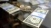 قیمت دلار آمریکا در ایران به کانال ۱۰ هزار تومان بازگشت