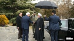 استعفای ظریف نزدیک به دو روز عرصه سیاست و رسانه در ایران را به خود مشغول کرد.