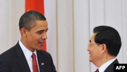 АҚШ президенті Барак Обама мен Қытай президенті Ху Цзиньтао. Бейжің, 17 қараша 2009 жыл.