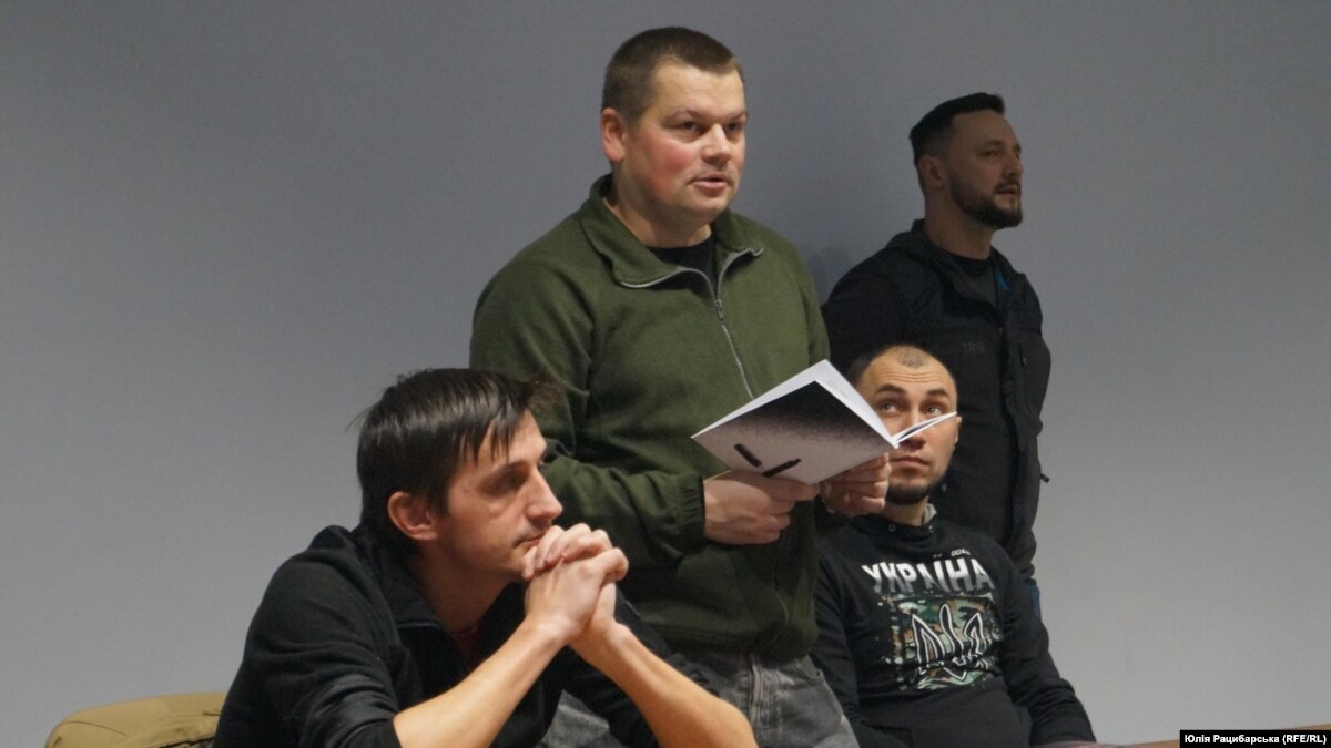 oi5.ru: Участники боевых действий и писатели: Юрий Руденко, Мартин Брест, Владимир Коротя, Андрей Кириченко рассказали о войне Участники боевых действий и писатели: Юрий Руденко, Мартин Брест, Владимир Коротя, Андрей Кириченко рассказали о войне
