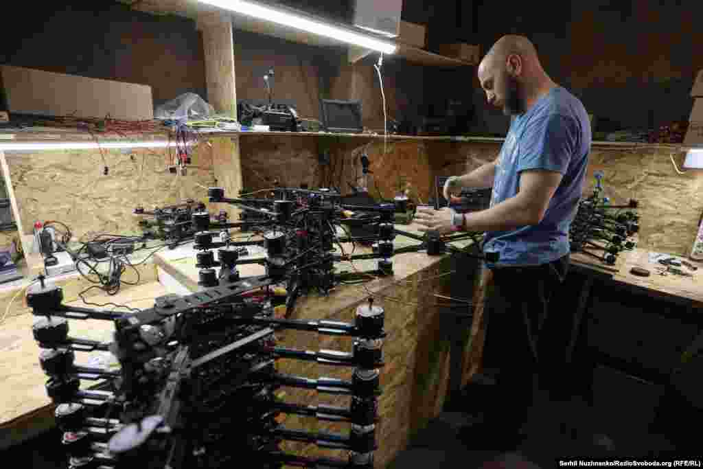 Робота тут триває майже безперервно