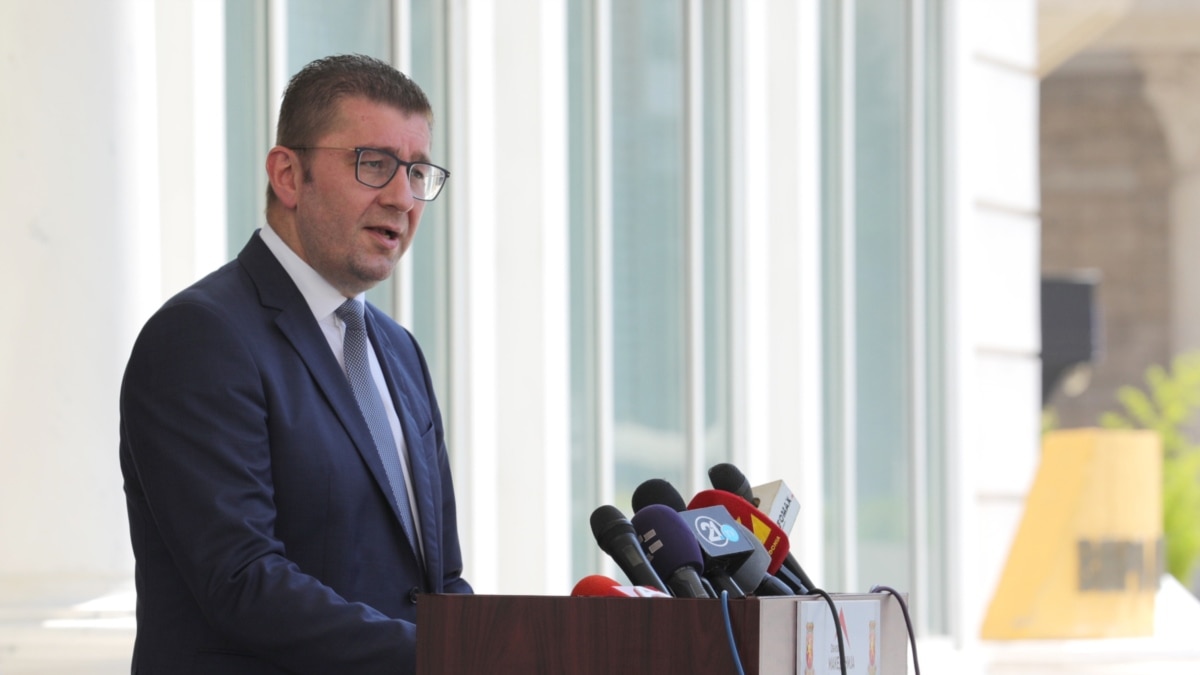 Мицкоски: Велковски и Перински имаат моја недвосмислена поддршка