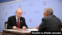 Владимир Путин на встрече с Рустамом Миннихановым. Казань, 18 июня 2026 года