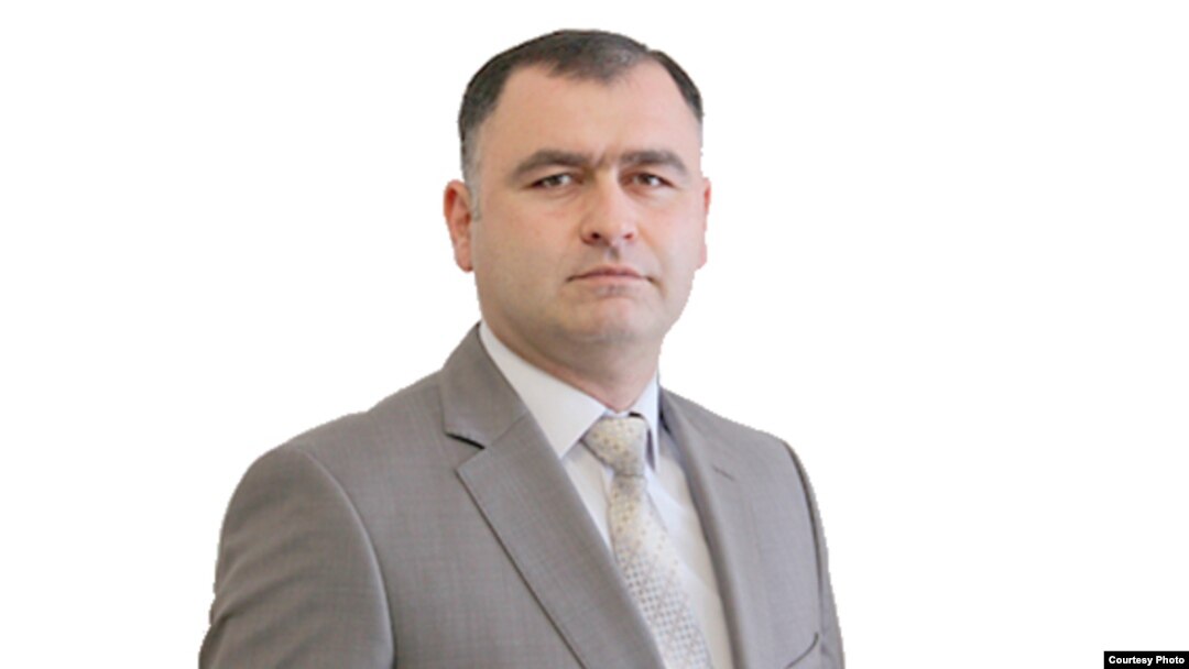 Алан Гаглоев назвал решение политически мотивированным и обвинил Залину Лалиеву в попытках ограничить конкуренцию в пользу правящей партии на выборах 2019 года