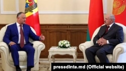 Ігар Дадон і Аляксандар Лукашэнка, архіўнае фота