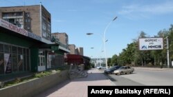 Внаслідок постійних обстрілів жителі Луганська виходять на вулиці лише в разі крайньої потреби