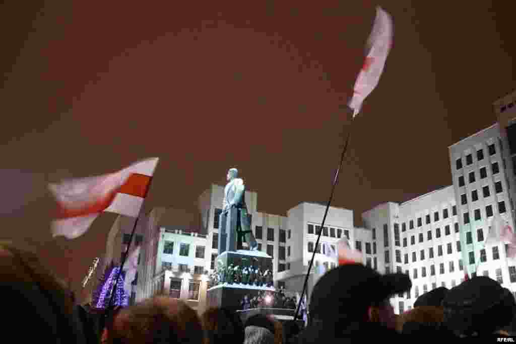 Outrage In Minsk As Lukashenka Claims Victory #46