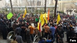 Student protest gathering in Amirkabir University on March 11, disrupted by Baseej militia.
