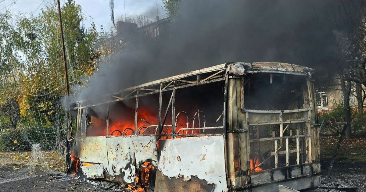 Dhjetëra të vrarë nga një sulm rus ndaj dy autobusëve udhëtarësh në Ukrainë