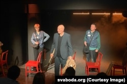 Падчас спэктаклю