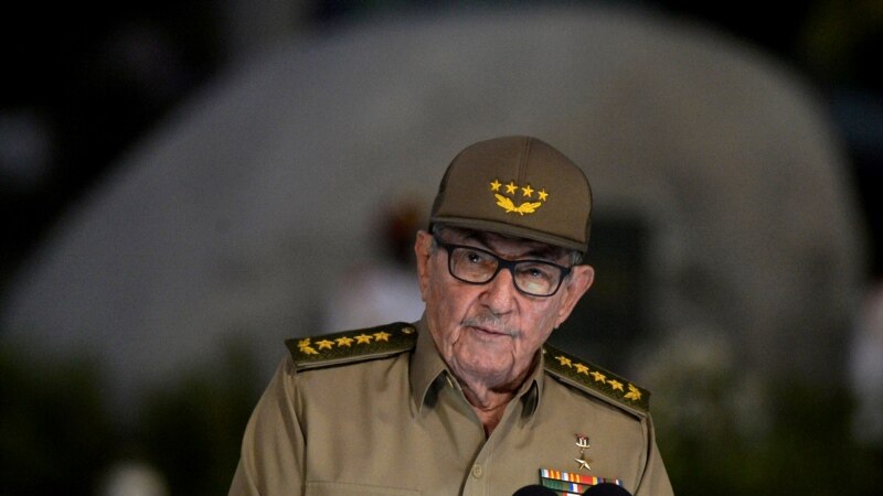 Raul Kastro Kuba Kommunistik partiýasynyň başlyklygyndan çekildi