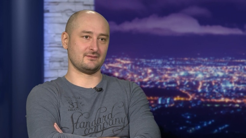 Kreml žurnalist Babçenkonyň Kiýewde öldürilmegine dahyllydygyny ret edýär