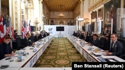 Attendees take part in G7 foreign ministers meeting in London on May 5.