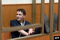Надія Савченко під час засідання суду у Донецьку Ростовської області. 22 березня 2016 року