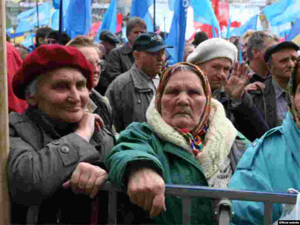 Ukraine -- Supporters of prime minister and the parliamentary coalition, Kyiv, 04Apr2007