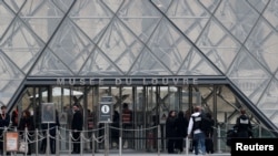 მსოფლიოში ცნობილმა მუზეუმმა განაცხადა, რომ ის ერთი დღით დაიხურა.