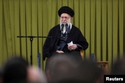 Али Хаменей говори по време на публично събитие в Техеран, 1 февруари 2026 г.