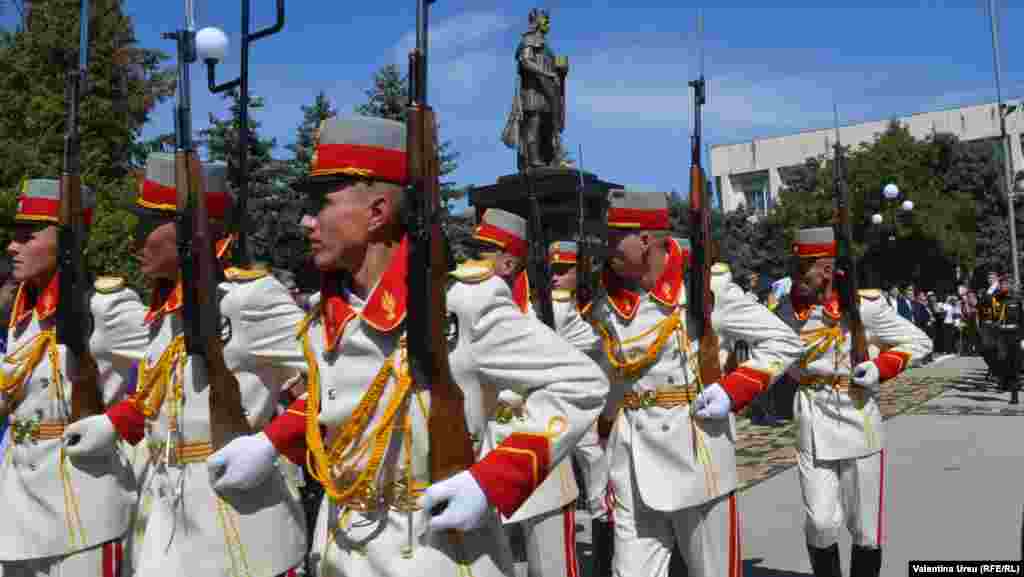 La ceremoniile oficiale de la Criuleni... &nbsp;