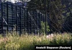 Optical fiber used for remote control of FPV drones seen in the frontline Ukrainian town of Dobropillia in June.