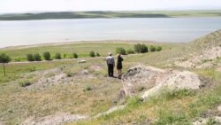 80-ականներին հայ թուրքական սահմանին Ախուրյանի ջրամբարի կառուցմամբ գյուղերը տեղահանվեցին ու նոր սահման գծվեց