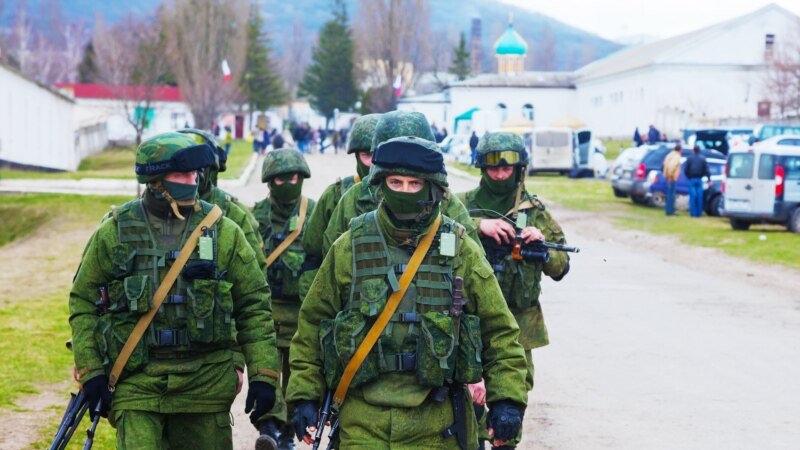 InformNapalm: в захвате Крыма участвовали военные 32 российских частей 