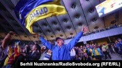 У київській фан-зоні 10 тисяч уболівальників дивилися матч Україна – Нідерланди (фоторепортаж)