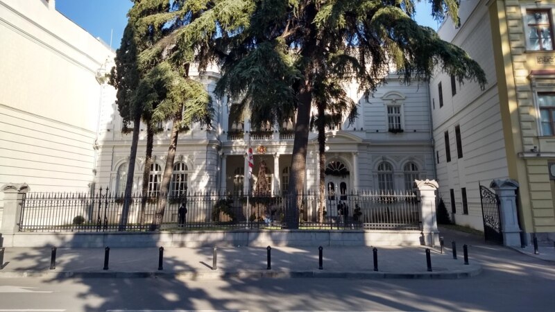 პრეზიდენტის ადმინისტრაცია უკმაყოფილოა, რომ საზოგადოებრივმა მაუწყებელმა
ევროპის დღისადმი მიძღვნილი ღონისძიება პირდაპირ ეთერში არ გადასცა