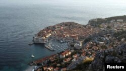 Pogled na Dubrovnik - ilustracija