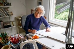 جودیت کر در خانه‌اش در لندن، ۲۰۱۸